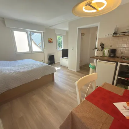 Am Yachthafen 1 Og Moselperle Apartment *